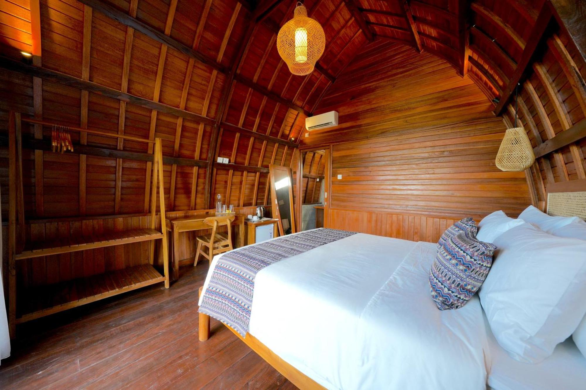 Puri Melati Hotel อูลูวาตู ภายนอก รูปภาพ