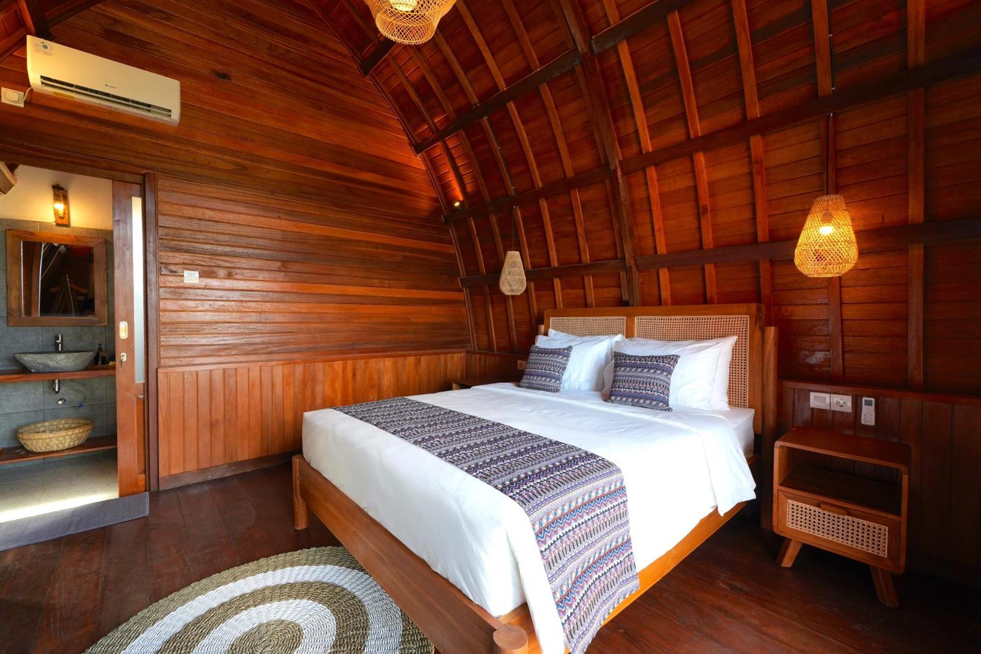 Puri Melati Hotel อูลูวาตู ภายนอก รูปภาพ