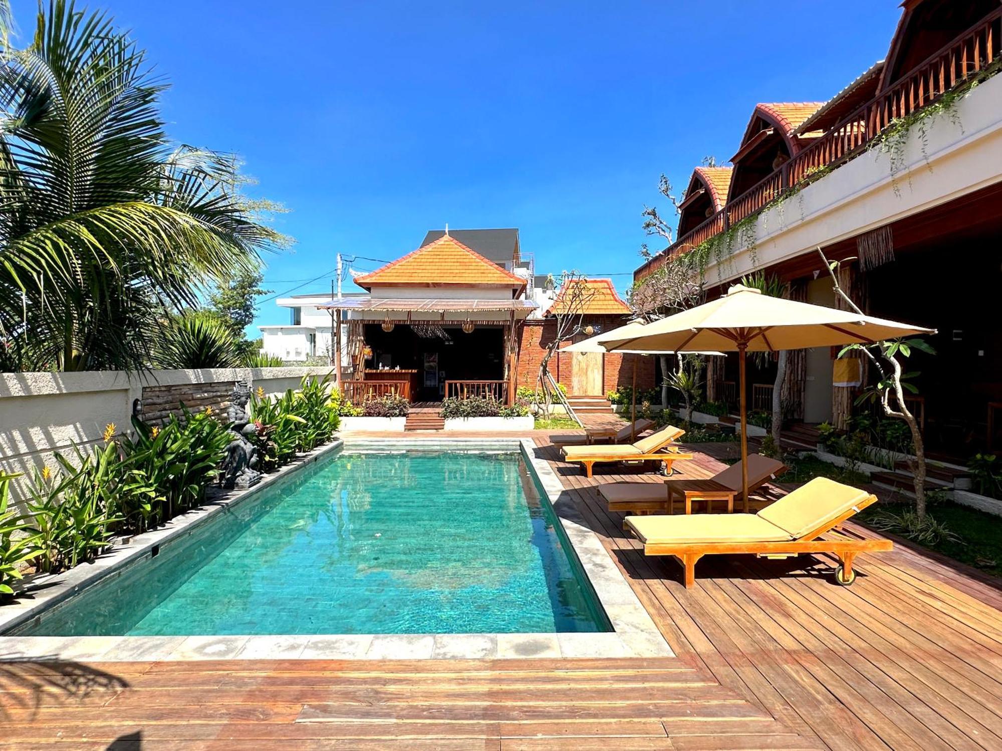 Puri Melati Hotel อูลูวาตู ภายนอก รูปภาพ