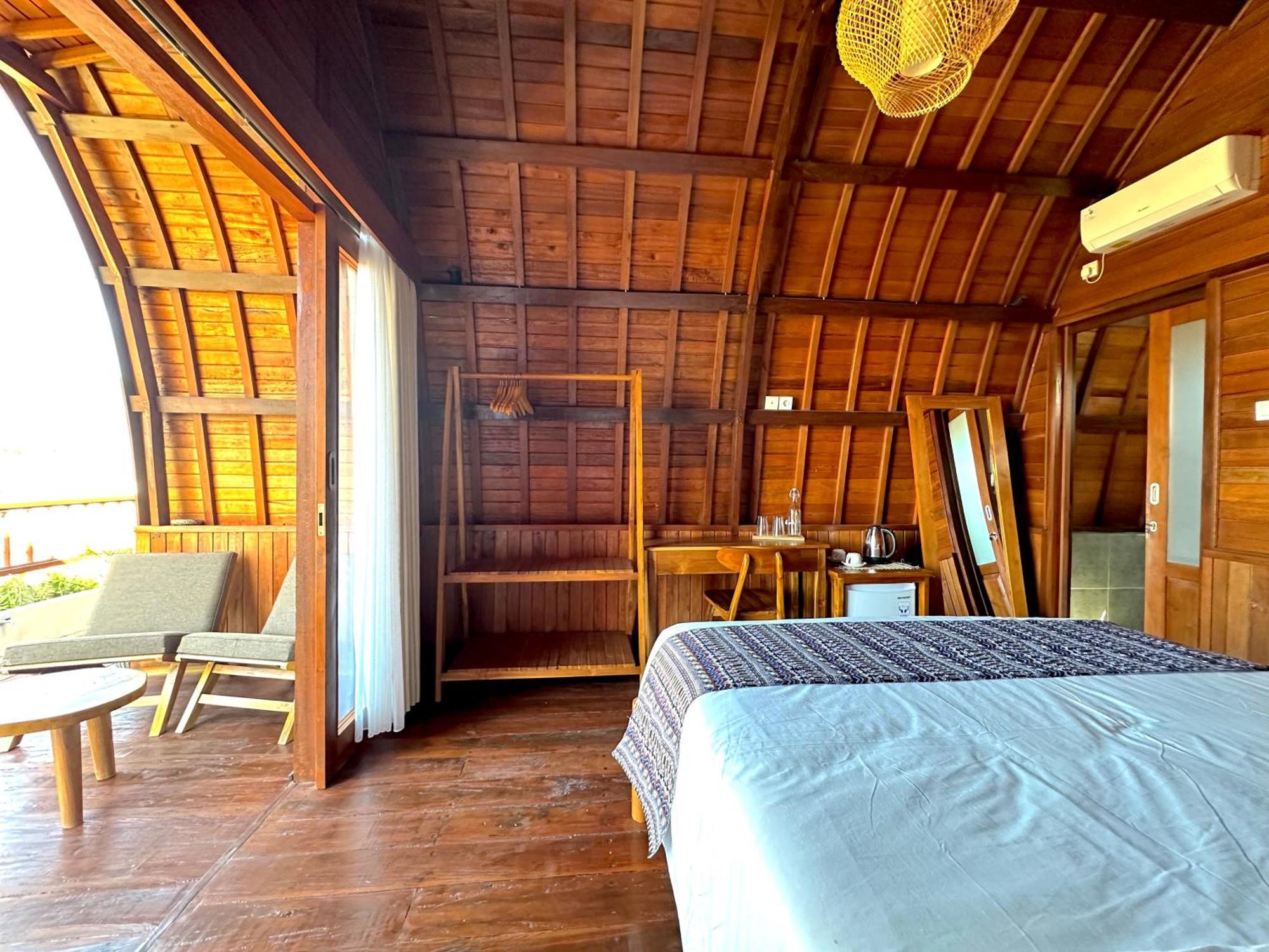 Puri Melati Hotel อูลูวาตู ภายนอก รูปภาพ