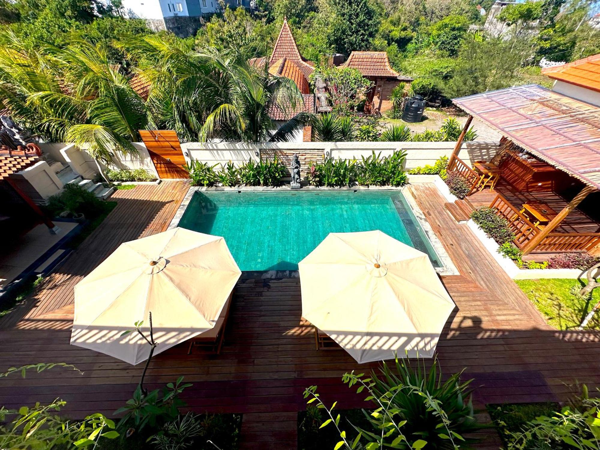 Puri Melati Hotel อูลูวาตู ภายนอก รูปภาพ