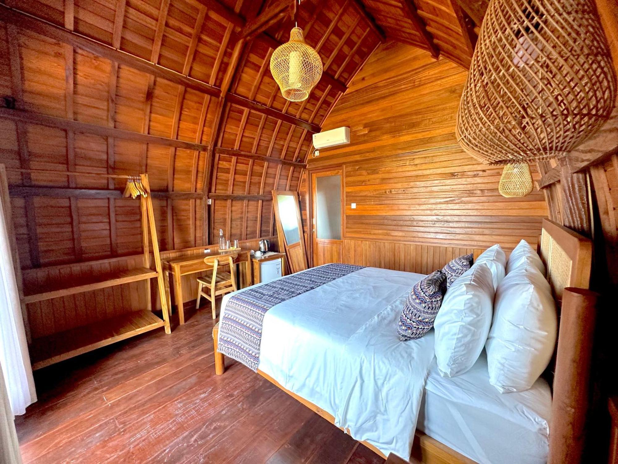 Puri Melati Hotel อูลูวาตู ภายนอก รูปภาพ