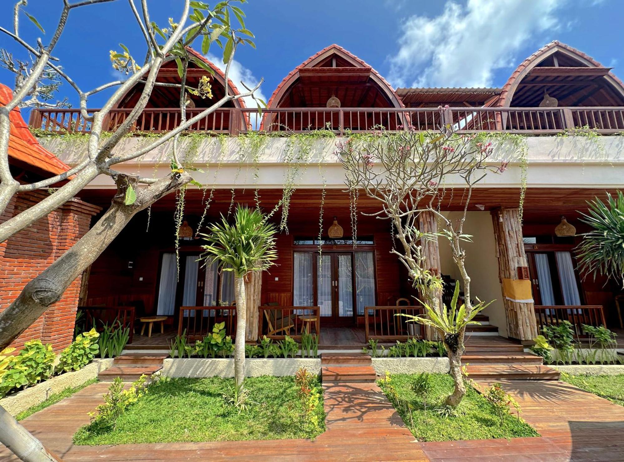 Puri Melati Hotel อูลูวาตู ภายนอก รูปภาพ